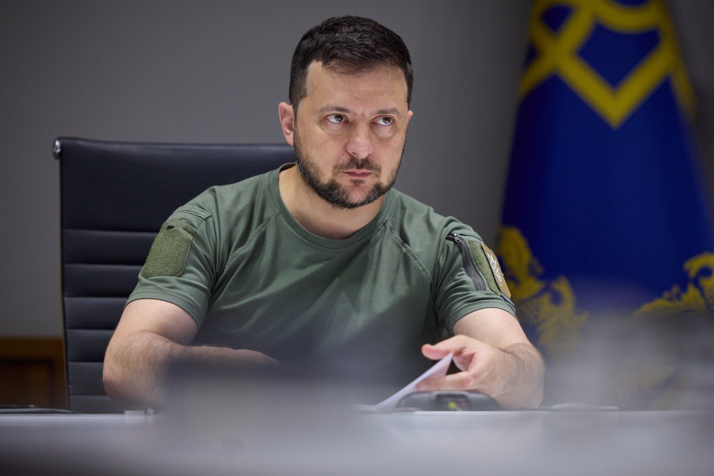 Zelensky appoints new military commanders
