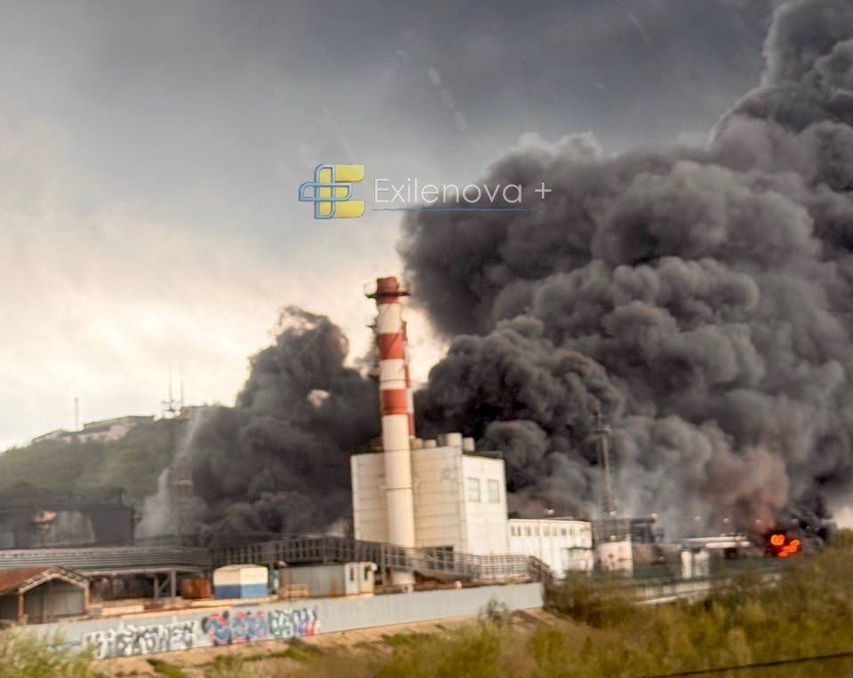 Russian oil refinery in Tuapse after attacks