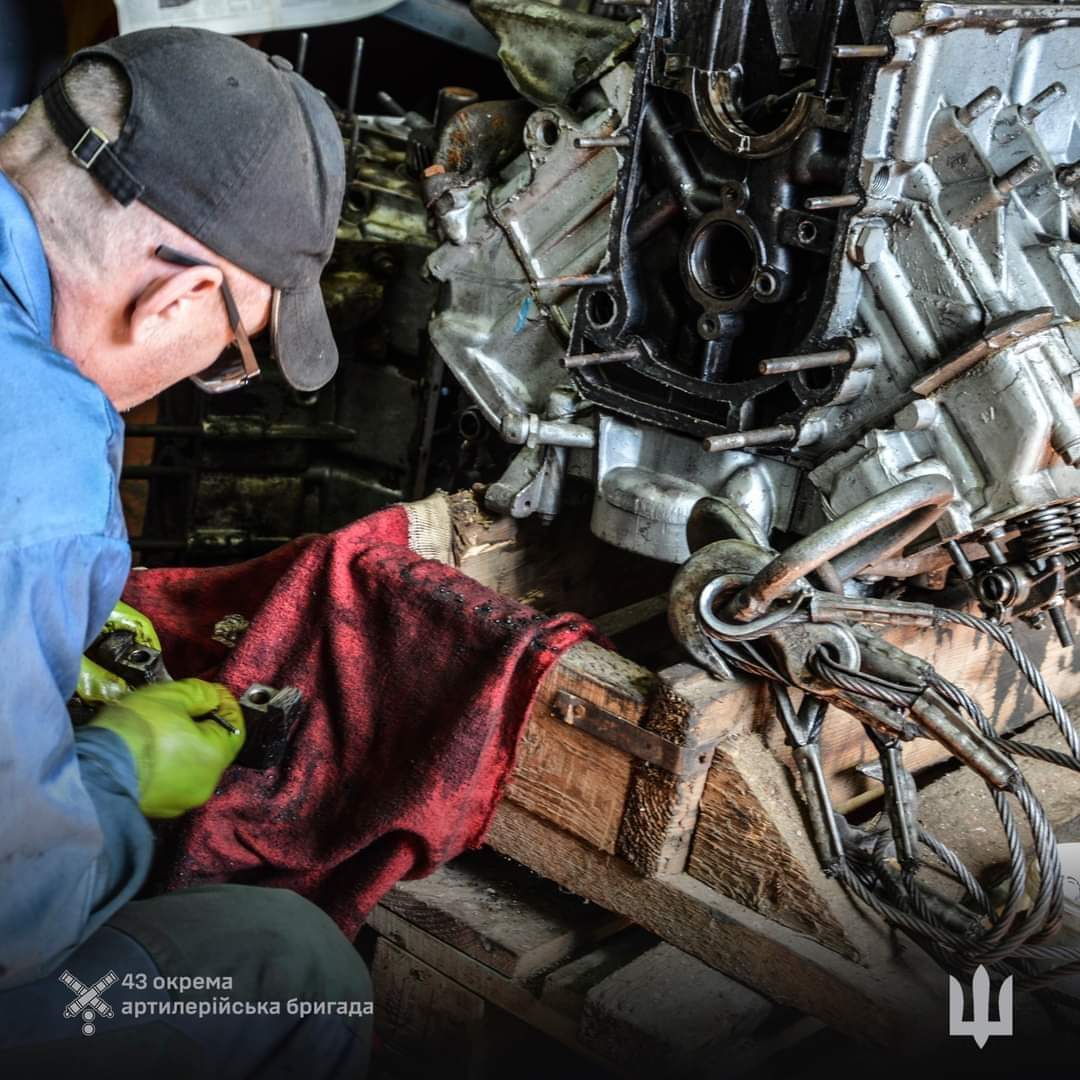 Repairers’ hands healing weapons and equipment