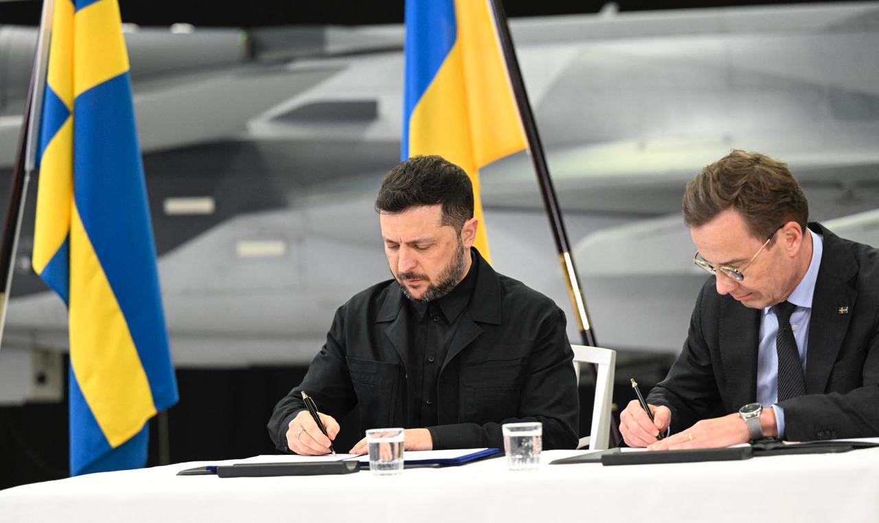 Ukraine and Sweden sign deal for 150 Gripen E fighters
