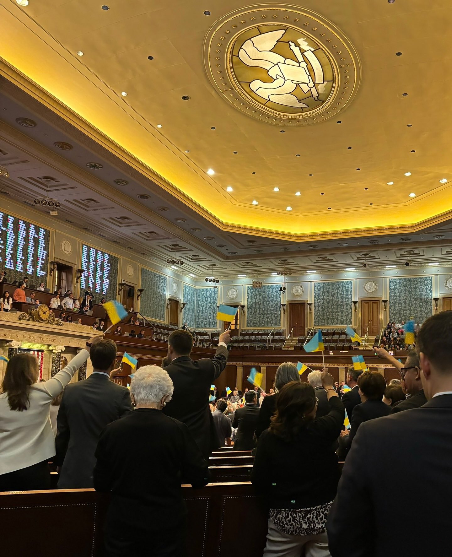 US House passes $61 billion Ukraine aid bill with 311 votes