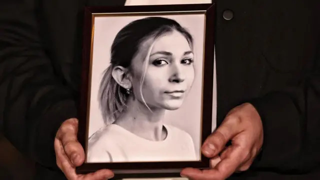 New torture marks found on journalist Рощина’s body