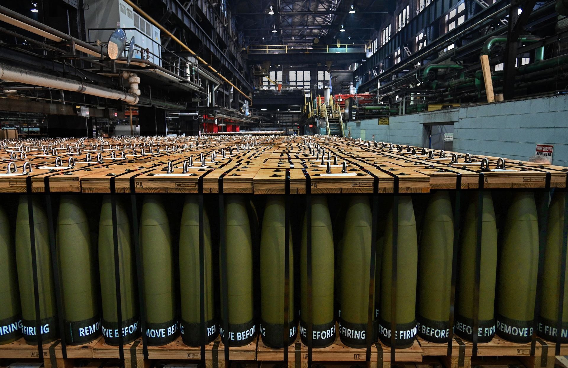 Germany secretly allocated €300 million to Czech ammunition initiative for Ukraine