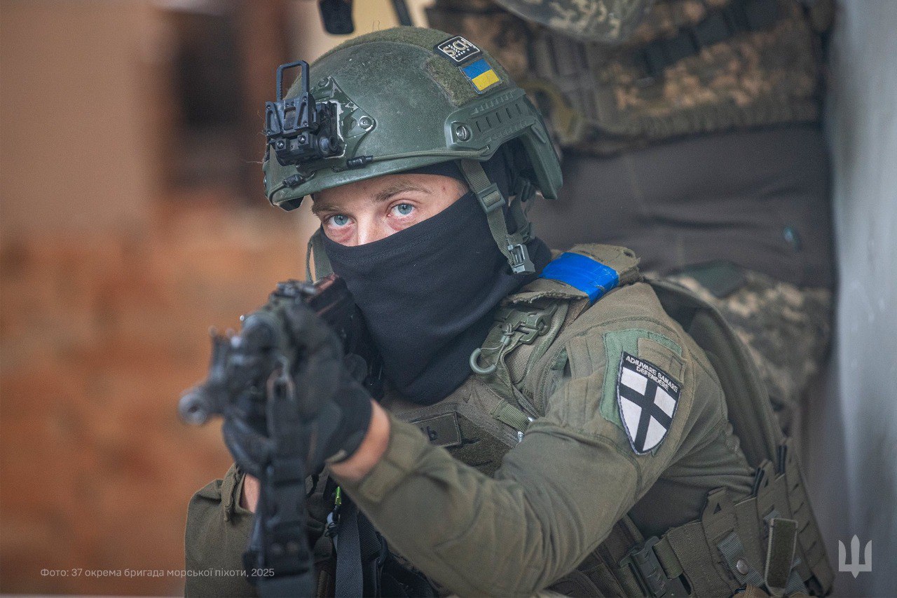 Glory to Ukrainian defenders! : 37th Marine Brigade