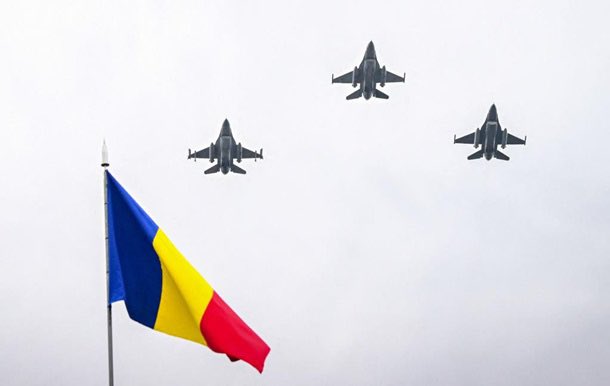Ukrainian pilots begin F-16 fighter training in Romania