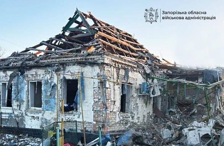 Russian Strikes Kill Eight in Zaporizhzhia Region