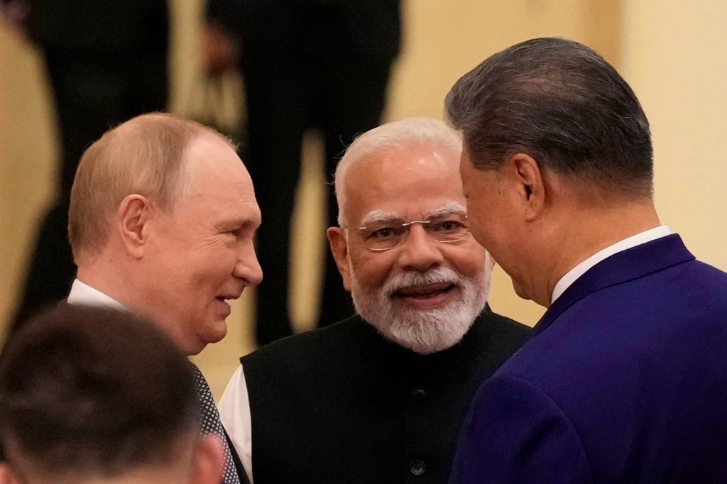 Sarcastic query on US Ukraine policy to isolate China
