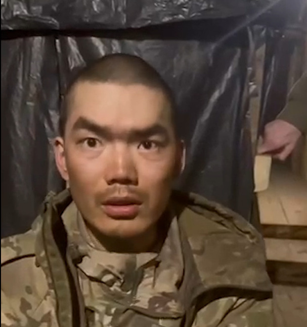 Chinese paid 300,000 for war in Ukraine to get Russian citizenship