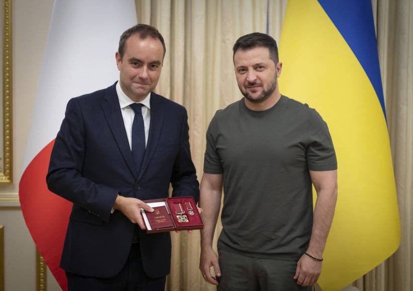 France offers intelligence sharing to Ukraine after US halt