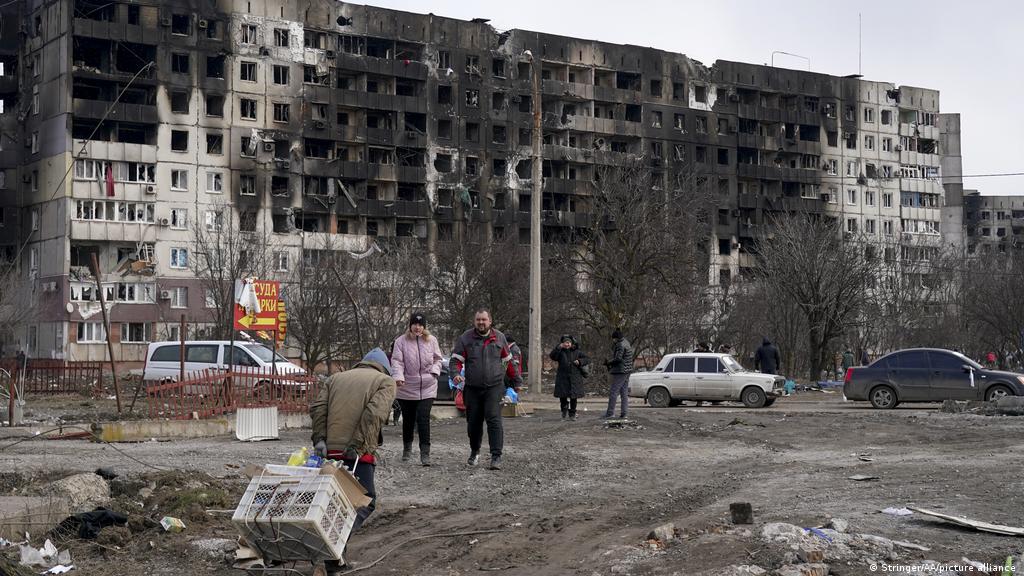 Mariupol to evacuate civilians