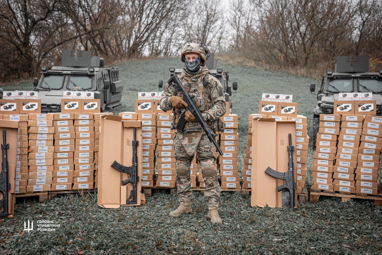 Dutch benefactor arms GUR with 700 shotguns