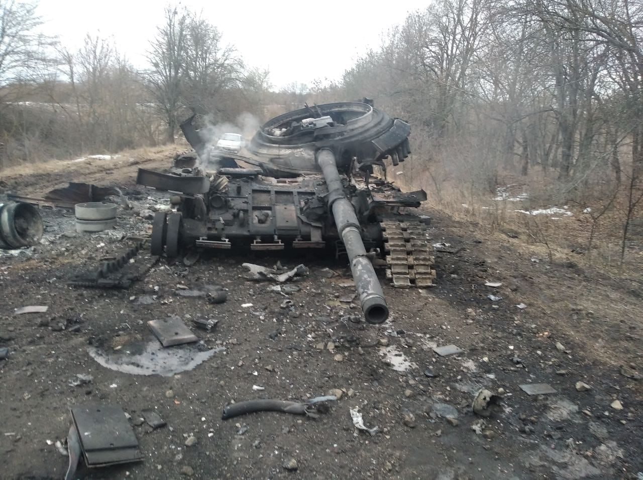 Ukrainians expose Russian occupiers without turret