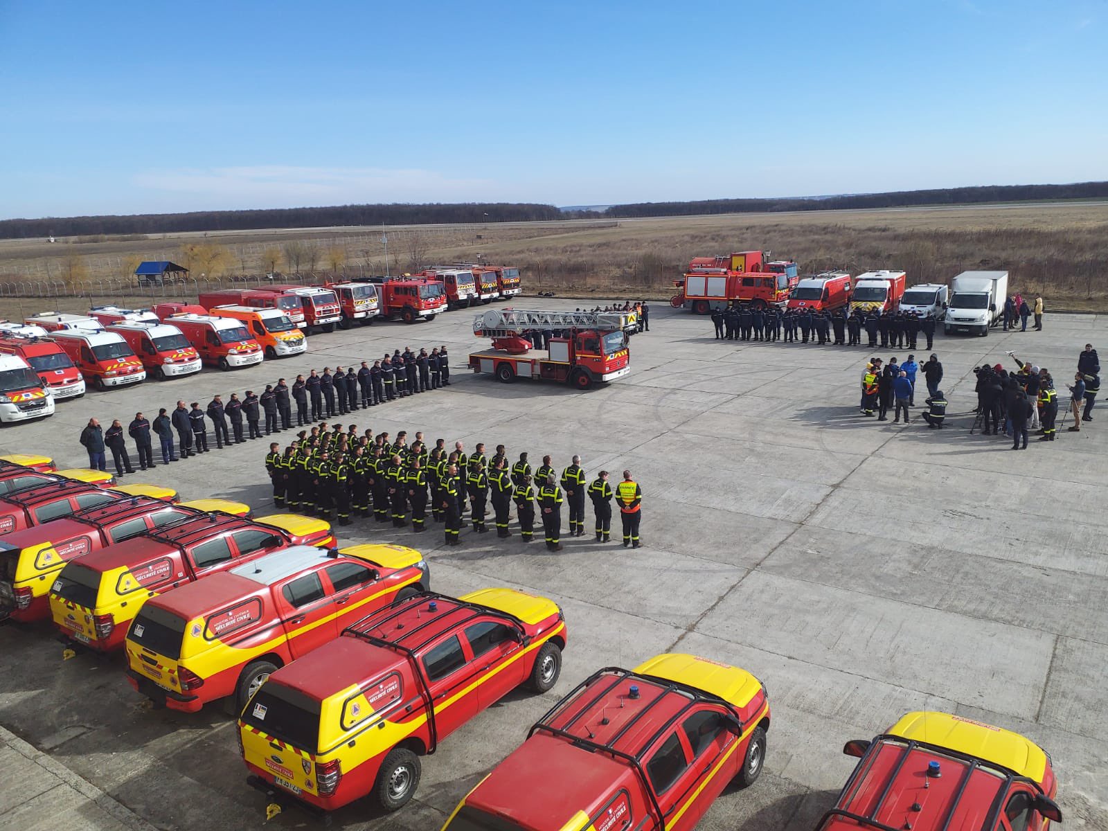 France Donates 27 Fire Trucks and 49 Medical Vehicles to Ukraine
