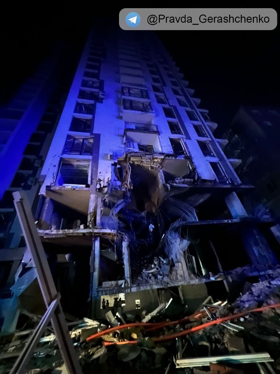 Zelensky: the invaders fired 5 missiles at Kyiv