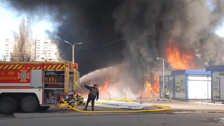 Fire brigade at market complex in Kharkiv hit by shelling