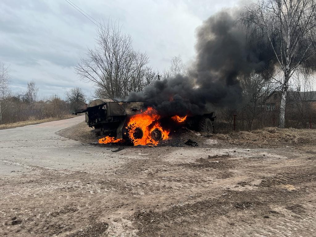 Ukrainian Defenders Liberate Two Settlements and Seize Equipment