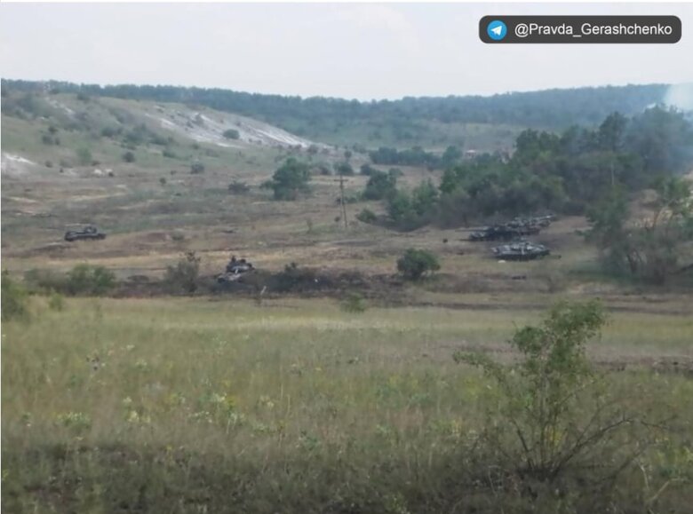 Ukrainian soldiers destroyed 12 tanks near Svyatohirsk