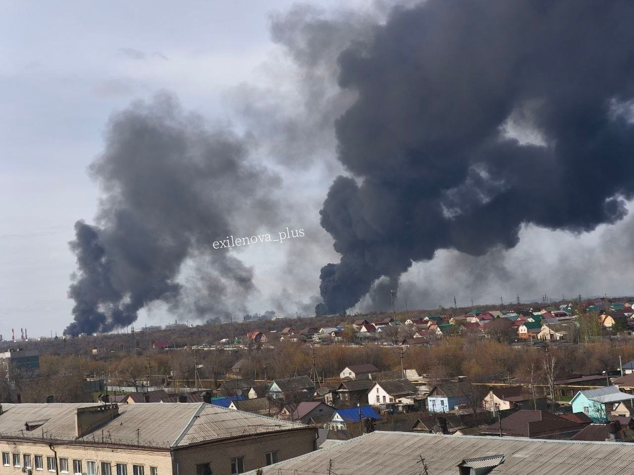 Ukrainian Drones Strike Syzran Oil Refinery, Sparking Major Fire