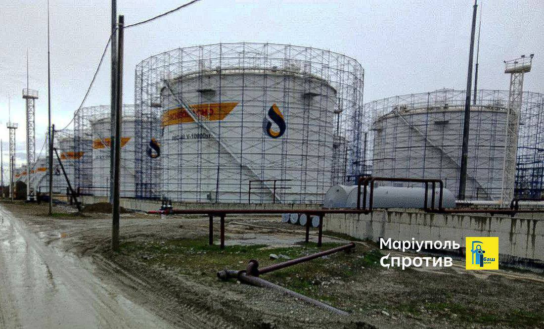 Homemade anti-UAV protection used at Russian oil depots