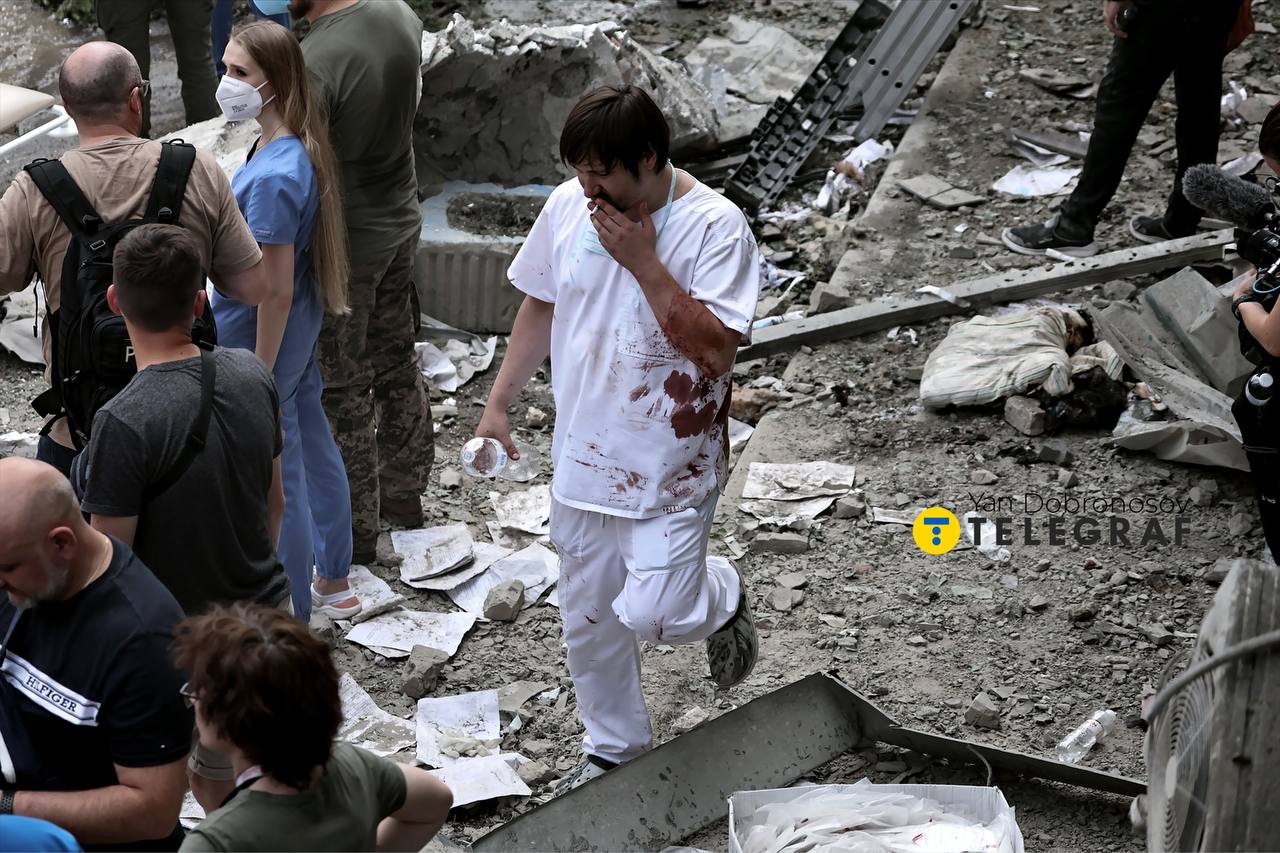 Aftermath of morning missile strike in Ukraine