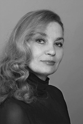 Ukrainian actress Oksana Shvets killed in Kyiv during war
