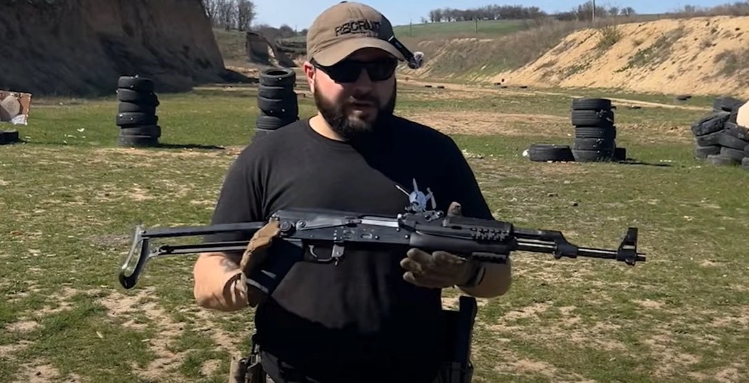 Russia Uses Chinese Type 56-1 Rifles