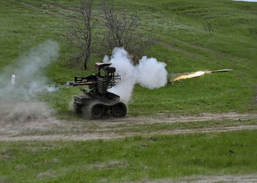 Ukrainian Gnome Combat Robot Fires RPGs with 65th MRB