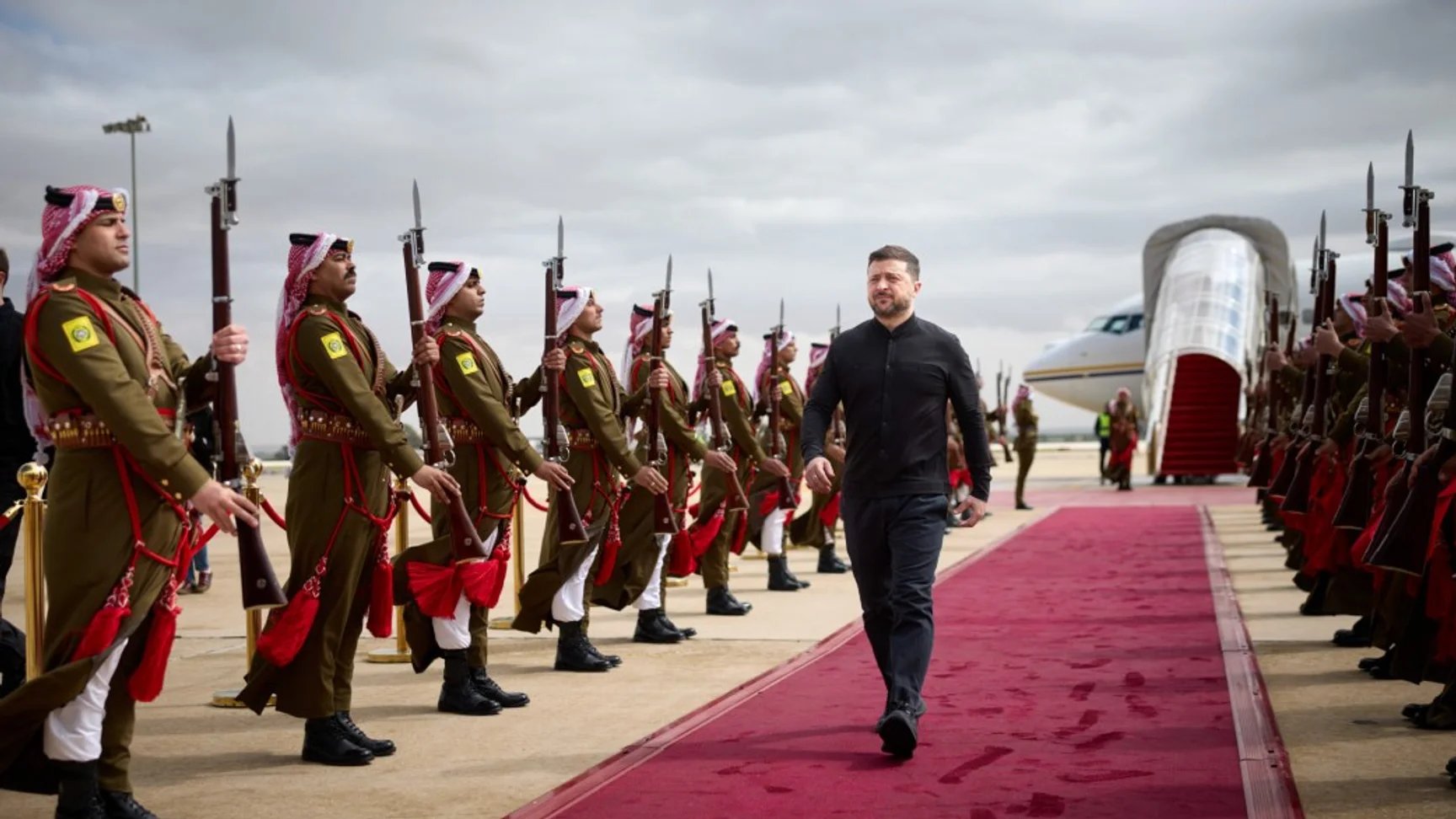 Zelensky discusses naval drones with Arab leaders