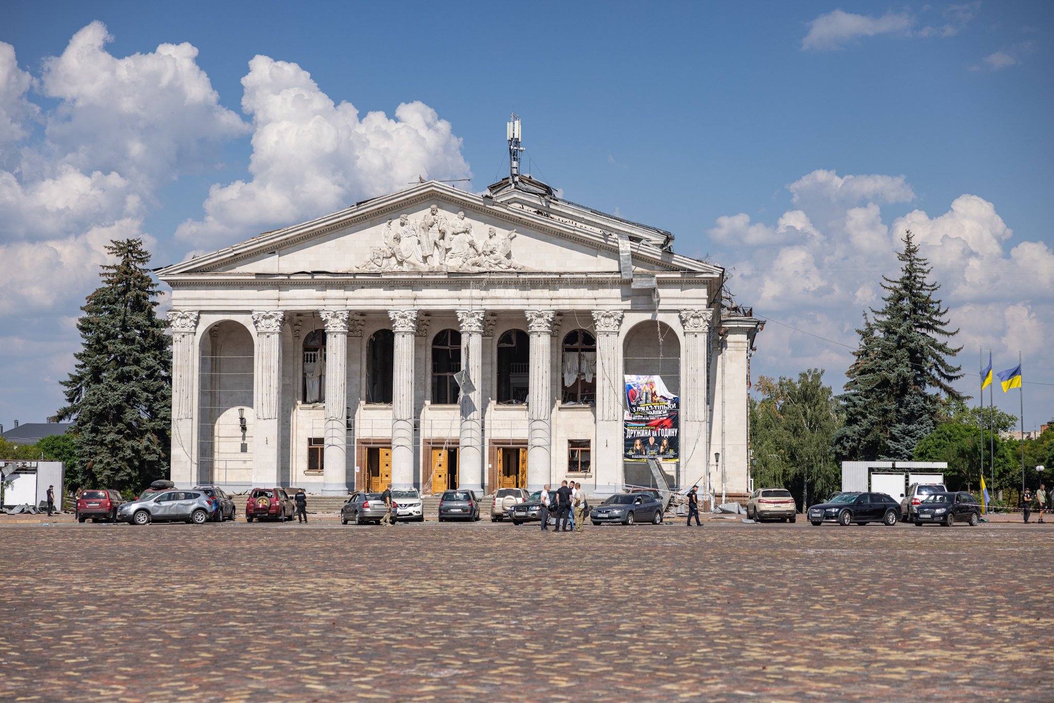 Chernihiv Drama Theater Closed Due to Actor and Staff Mobilization