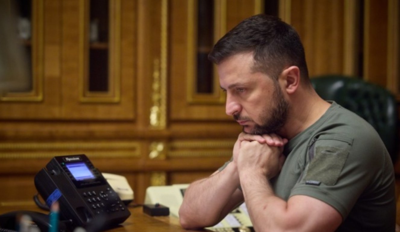 Zelensky warns of new Russian drone and missile strike tonight