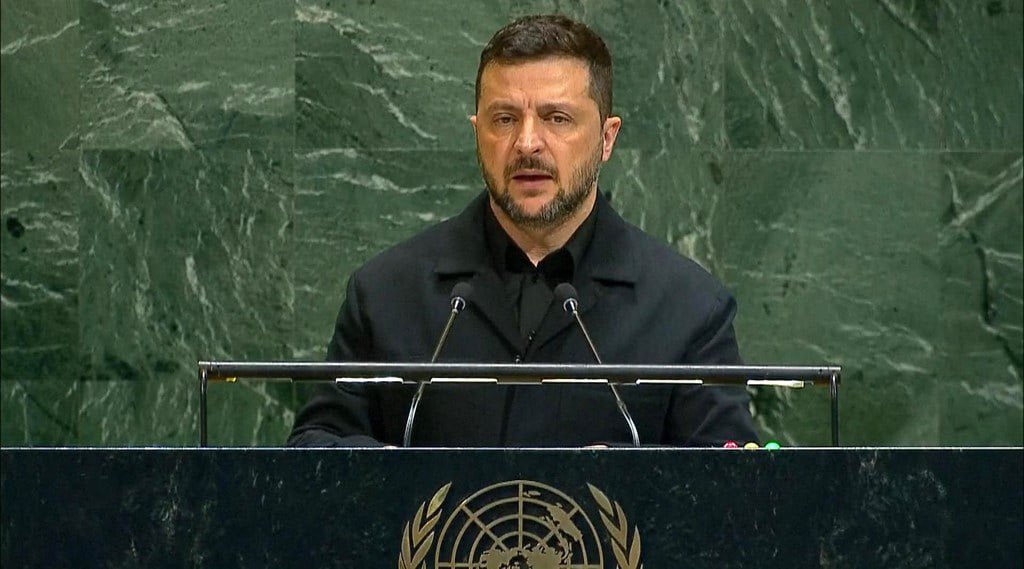 Zelensky calls to stop Putin