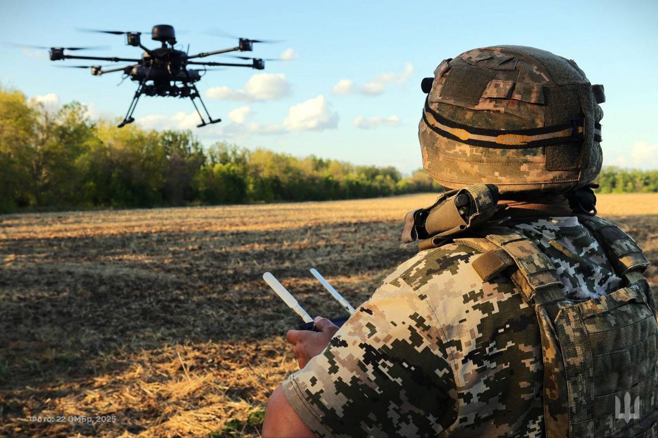 Vampire Hexacopter: Battle-Tested Heavy Bomber and Logistics Platform for Infantry