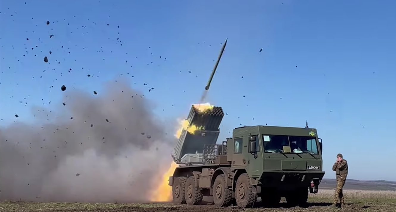 Czech banks accused of discriminating against arms manufacturers aiding Ukraine
