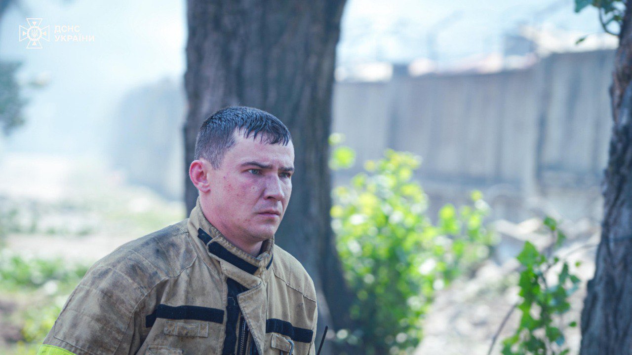 Kyiv rescuers of SESU_UA today. Honor!