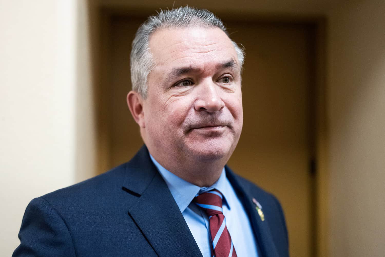 Bacon condemns Russia policy failure; calls to arm Ukraine
