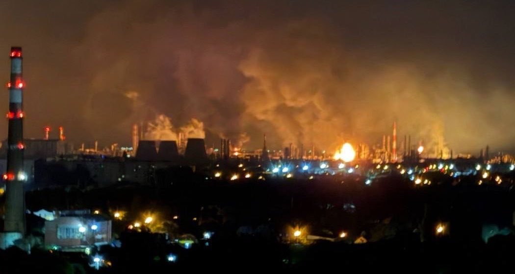 Ukrainian strikes hit Russian oil refinery