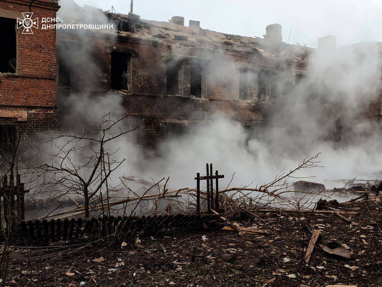 Russian missile strike hits Kryvyi Rih: woman, child injured