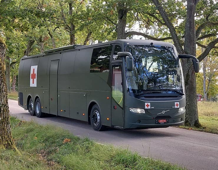 Norway handed Ukraine military ambulances