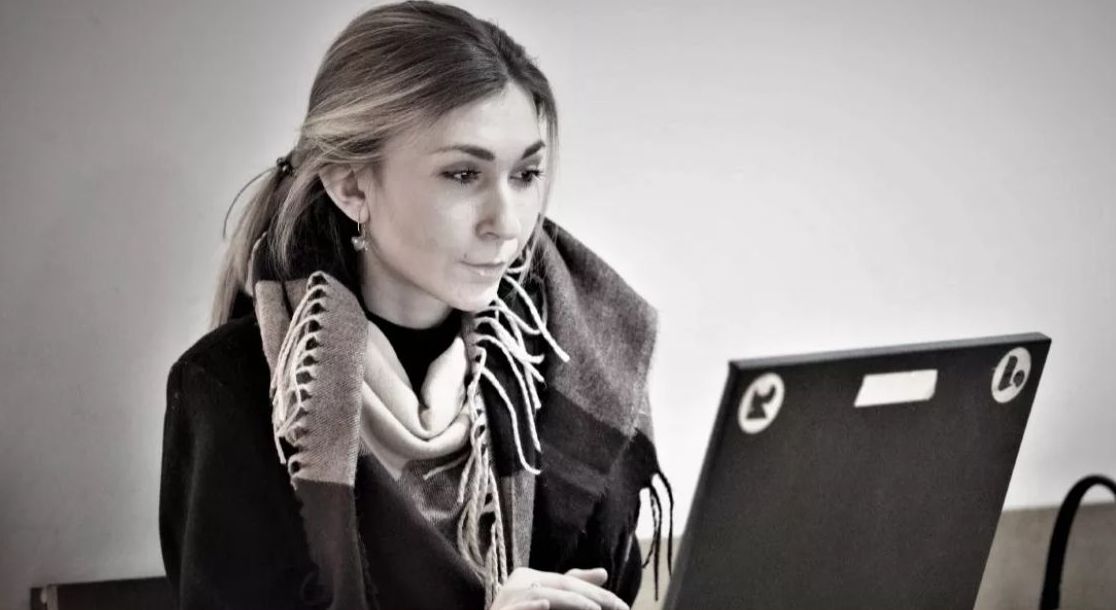 Victoria Roshchina Included in Exchange Lists