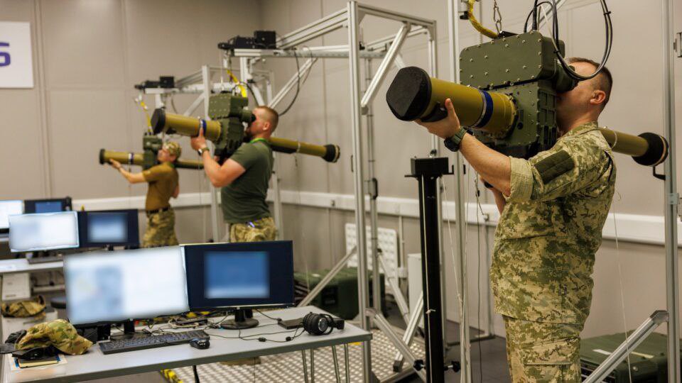 Ukrainian military trains with Starstreak MANPADS in Great Britain