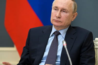 Putin-Zelensky meeting after main questions agreed, says Podolyak