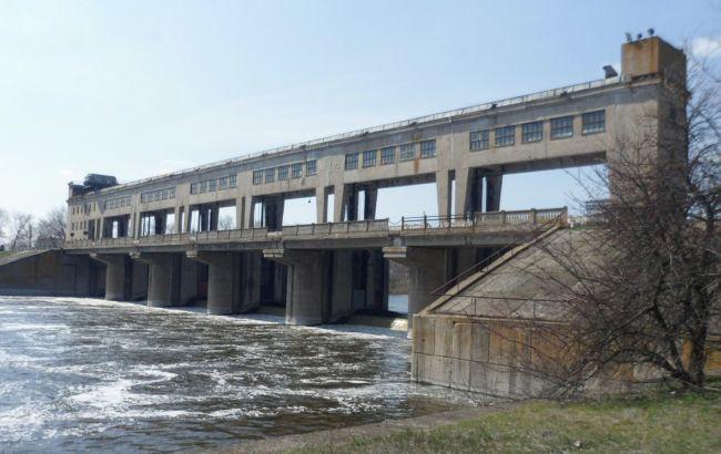 Russian forces destroy Siverskyi Donets dam with FABs, impacting water supplies for two weeks