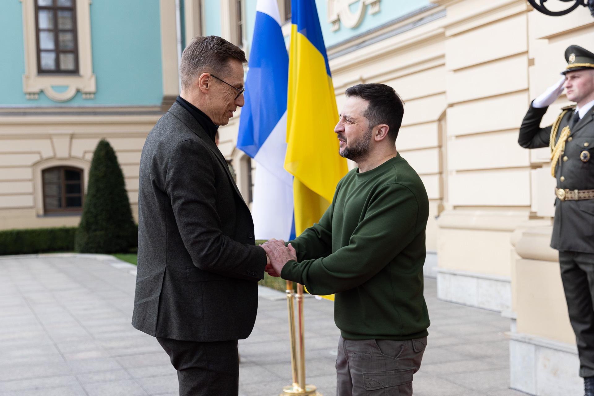 Zelensky and Stubb sign Ukraine-Finland security agreement