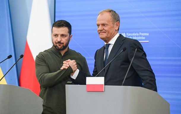 Zelensky discusses talks and NATO with Tusk
