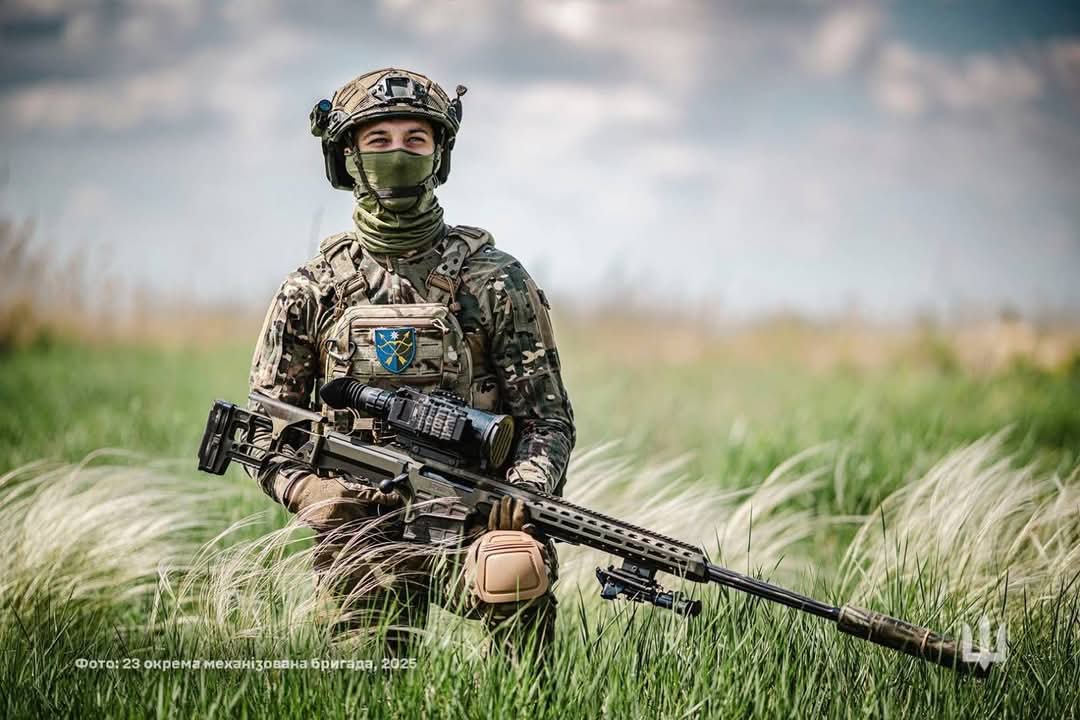 Commander of a Sniper Squad in War: Small