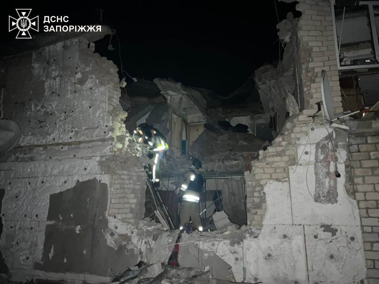 Russia bombs Zaporizhzhia region, civilians killed