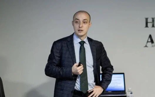Vinnytsia Doctor’s Son with 13 Apartments, 3 Teslas Advises Zelenskyy
