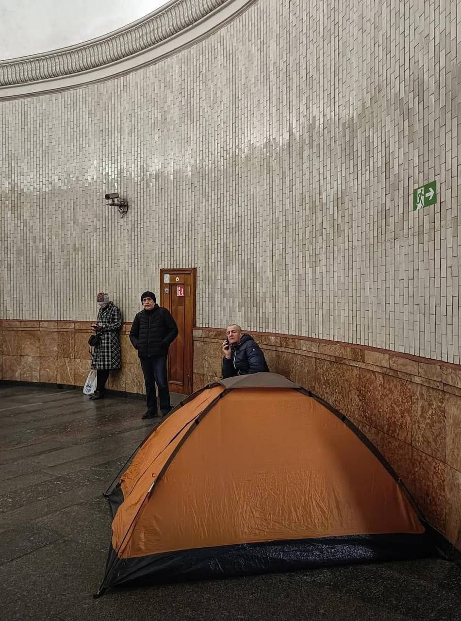 Kyiv metro station at 5am amid record Russian drone attacks