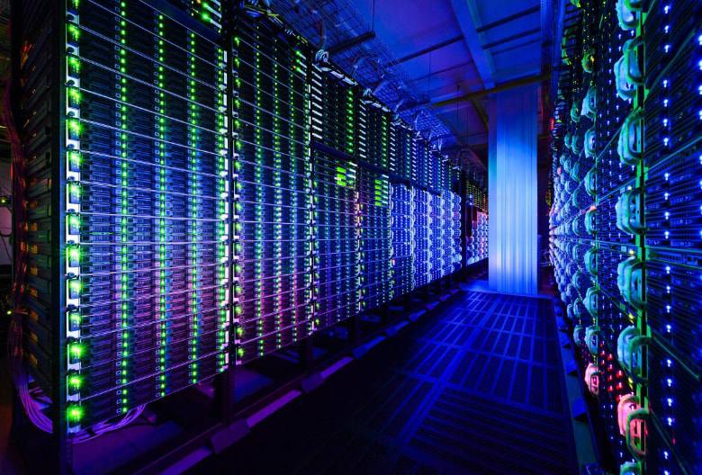 Iran Attacks Amazon Data Center in Bahrain, Threatens More Strikes