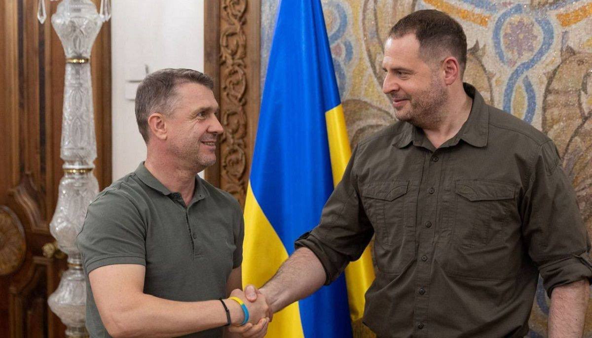 45.5 million UAH raised for Yermak, Rebrov donates 30 million